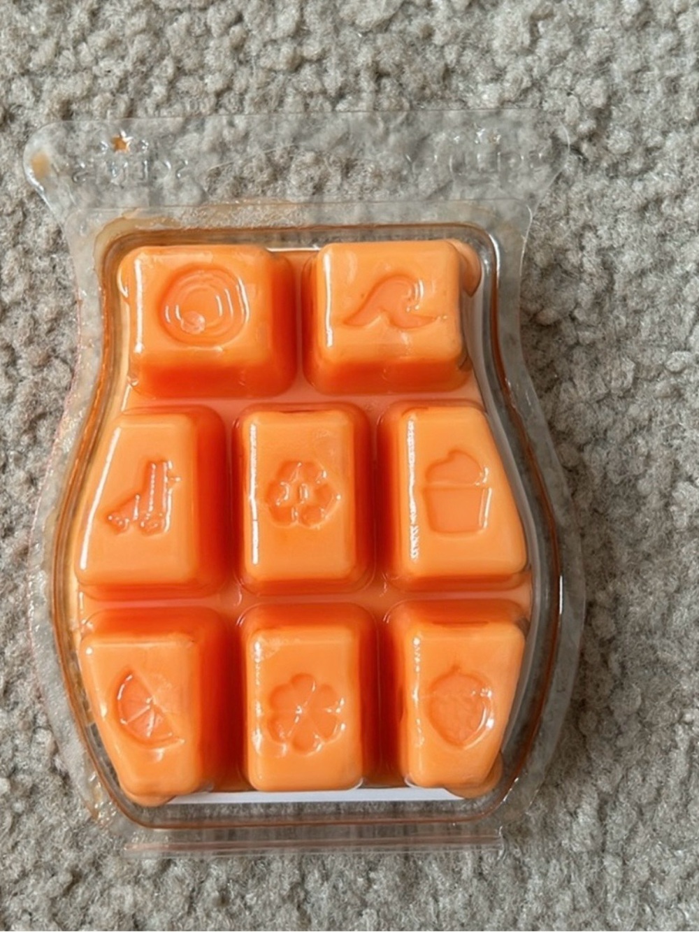 8 Scentsy Wax Bars - Picture 4 of 15